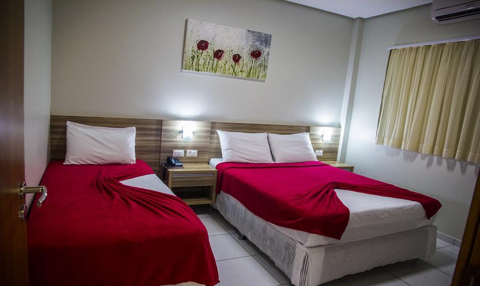 Hotel Baeza Goiatuba Room photo